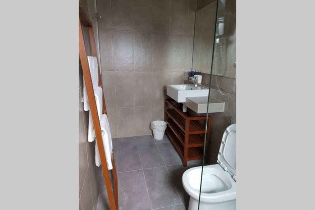 Timurbay Studio Apartment Facing Beautiful Beach 关丹 外观 照片